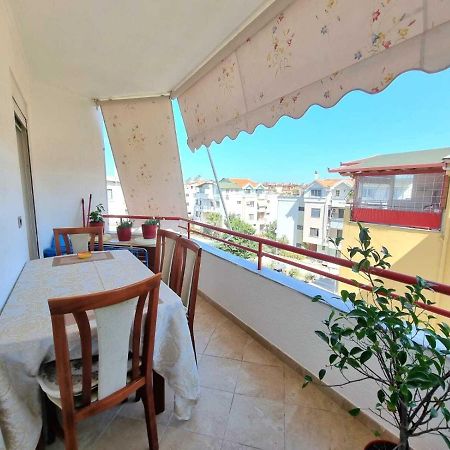 Friendly Apartment Golem Golem  Bagian luar foto
